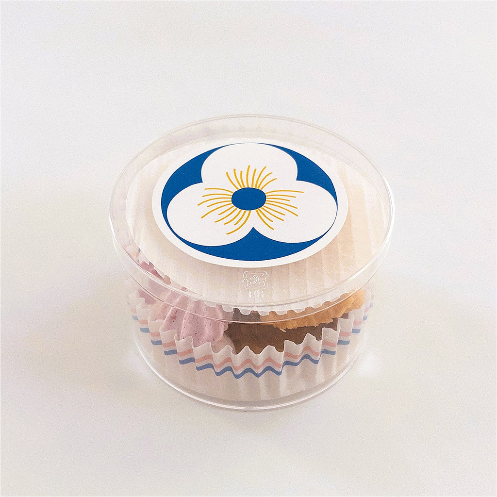 【限量新商品】 <br>小巧精美的Cheesy Poche<br><br>「 Cheesy Poche mignon 草莓＆抹茶蛋白霜」 <br><br>5/17(六)8:00～<br>商品將會於5/23(五)前寄出